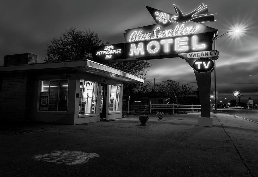 Tucumcari New Mexico Route 66 Motel Photograph by Joan Carroll