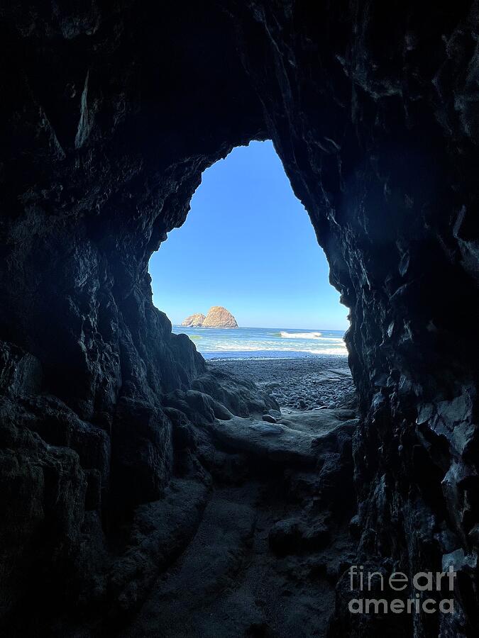 Beach Photograph - Tunnel Beach by Saving Memories By Making Memories