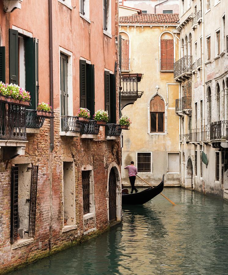 Turning The Corner, Venice, Italy Photograph by Sarah Howard