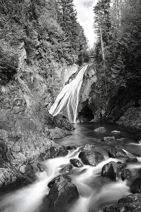 Twin Falls Black and White Photograph by Chris Pappathopoulos Twin Falls Black and White Photograph by Chris Pappathopoulos