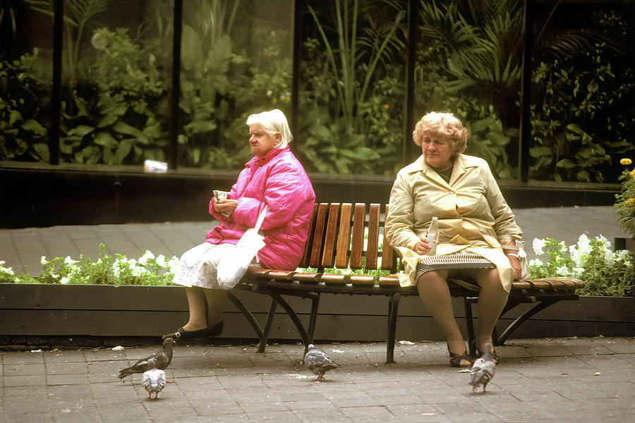 Two Ladies on a Bench Photograph by Jerry Griffin