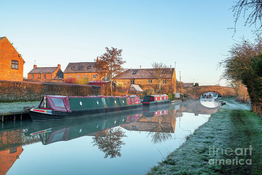 Twyford Wharf along the Oxford Canal in the Winter Frost at Sunrise Photograph by Tim Gainey