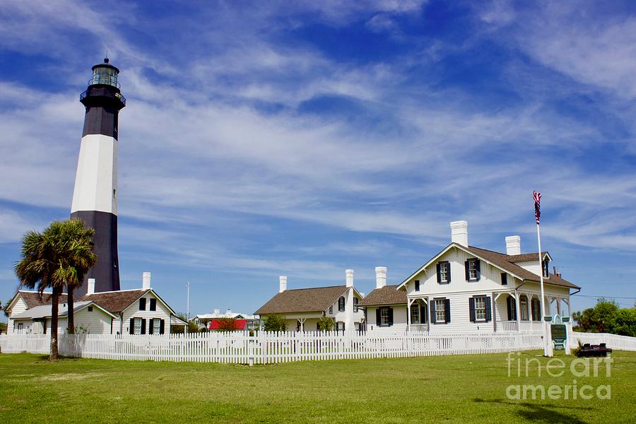 Tybee Island Lighthouse Photograph by Alice Mainville