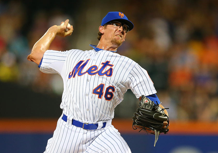 Tyler Clippard Photograph by Mike Stobe