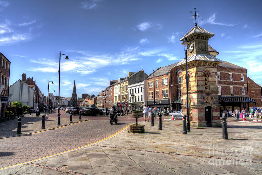 Tynemouth Town Centre Photograph by Rob Hawkins - Pixels