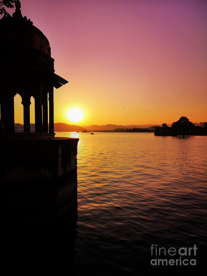 Udaipur Sunset Photograph by Jarek Filipowicz
