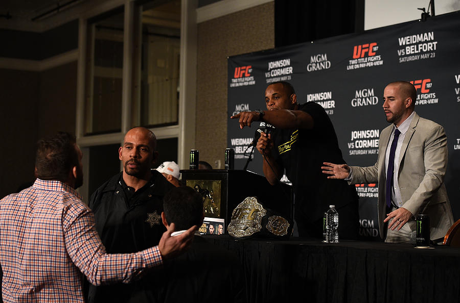 UFC 187: Johnson v Cormier Photograph by Brandon Magnus