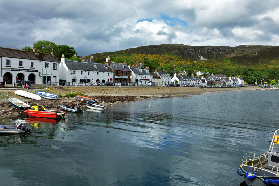 Ullapool Scotland Photograph by Derek Beattie - Fine Art America