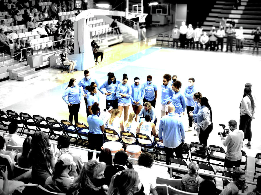 UNC Womens Basketball Team Mixed Media by Brian Reaves