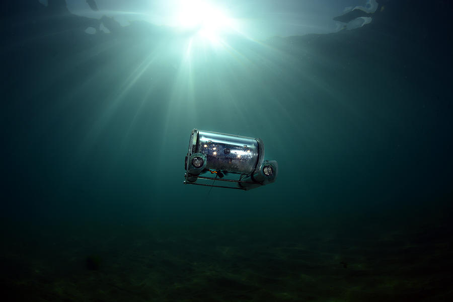 Underwater Rov. Photograph by Humberto Ramirez