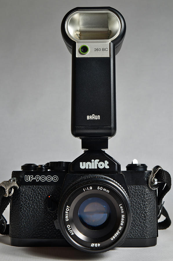 Unifot analogue camera, model UF-9000 with flash Photograph by Angelo DeVal