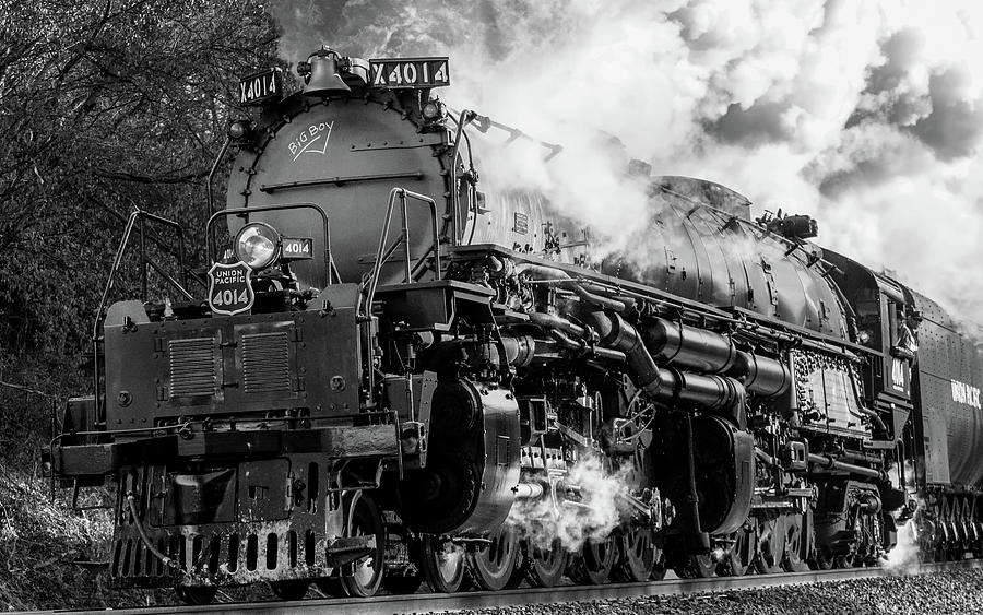 Union Pacific #4014 Photograph by James Barber