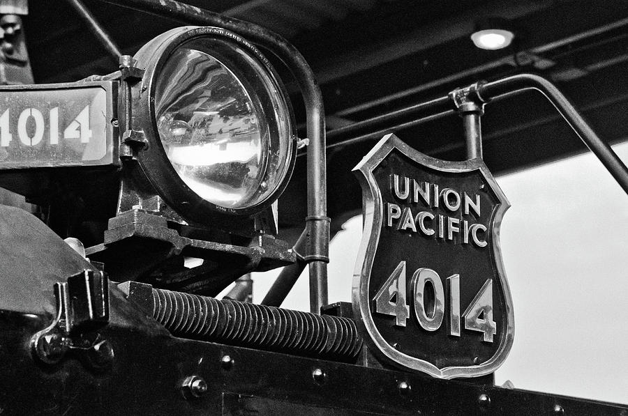 Union Pacific 4014 Photograph by Linda Unger