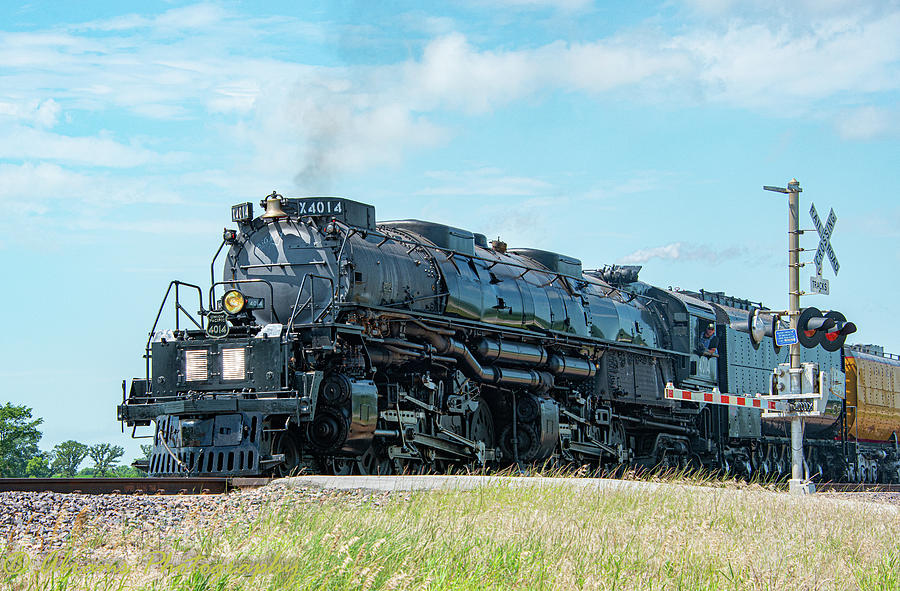 Union Pacific Big Boy At Crossing Photograph By Jonathan Abrams - Fine ...