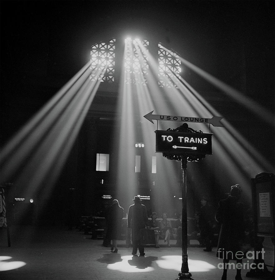 Union Station - 1943 Photograph by Doc Braham