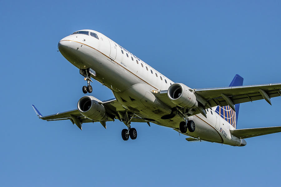 Airplane Photograph - United Airlines by Ken DErrico Airplane Photograph - United Airlines by Ken DErrico