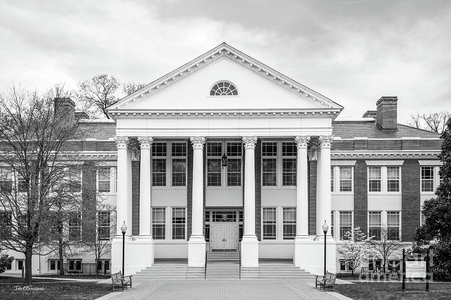 University of Mary Washington Monroe Hall Photograph by University Icons