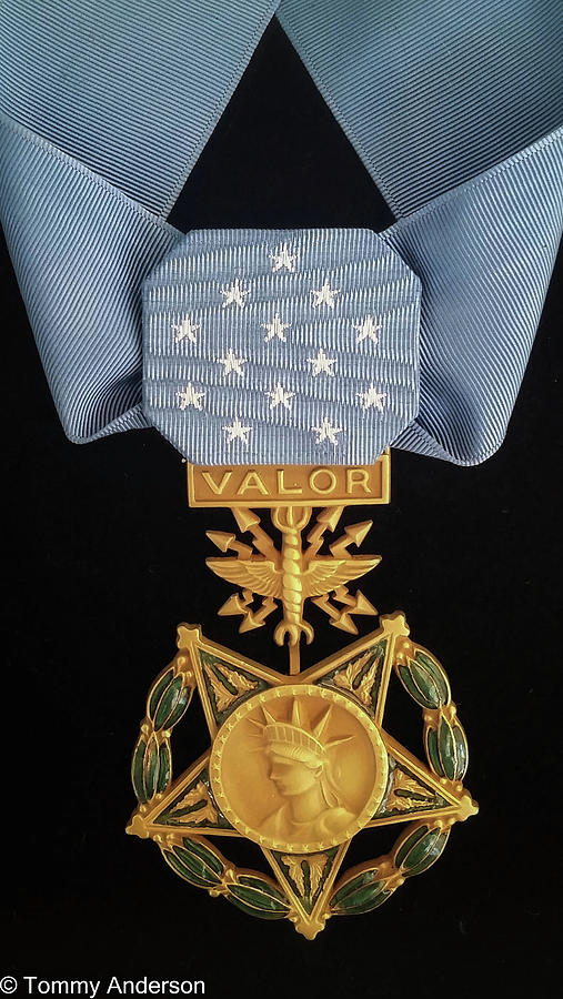 Unknown Soldier Medal of Honor Photograph by Tommy Anderson