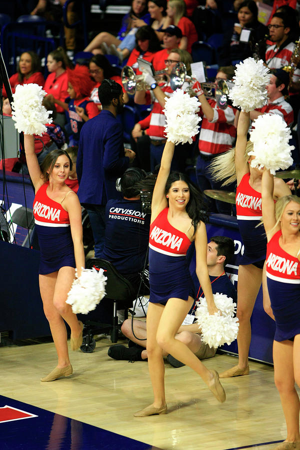 UofA Cheerleaders Photograph by Chris Smith