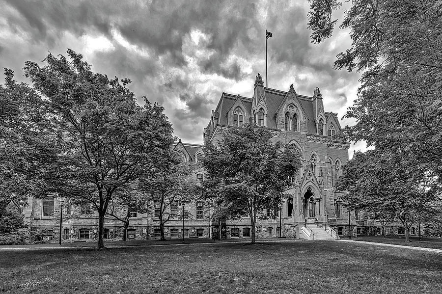 University Of Pennsylvania Photograph - UPenn College Hall BW by Susan Candelario