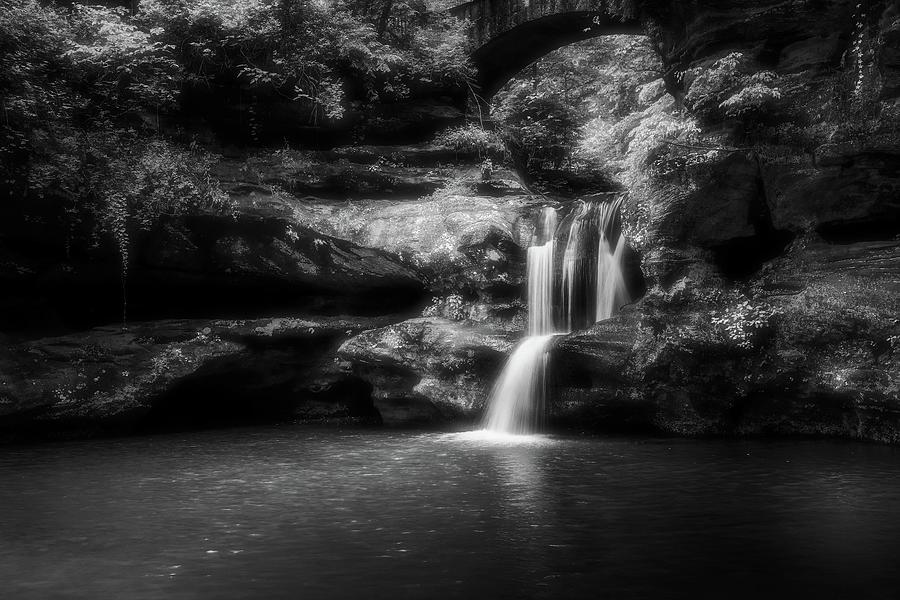 Upper Falls Waterfall Ohio/Hocking Hills Photograph by Dan Sproul