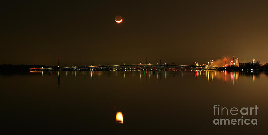 Upper Niagara Crescent Moon Photograph by fototaker Tony