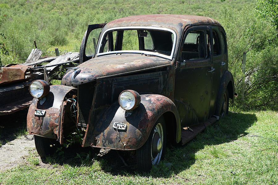 Transportation Photograph - Uruguay Rusty Sedan by Richard Reeve