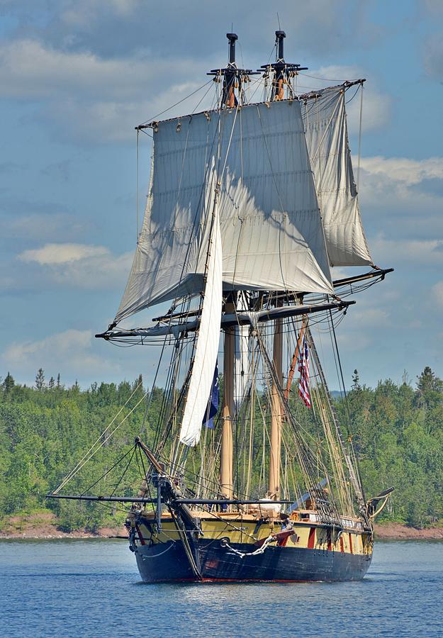 U.S. Brig Niagara Photograph by Roxanne Distad Fine Art America