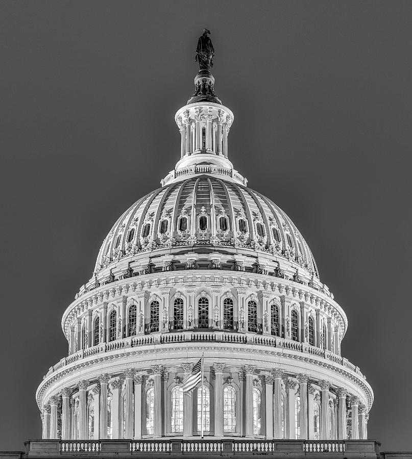 Us Capitol Dome - Bw Photograph