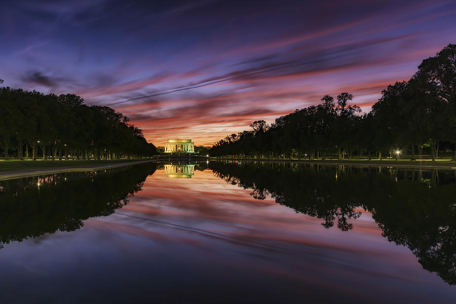 USA, Washington DC, view to Lincoln Memorial at sunset Photograph by Westend61