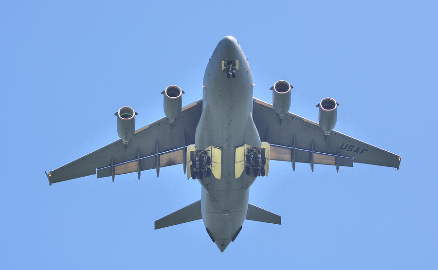 USAF/AFRC C-17 of the 911th Airlift Wing on Final Photograph by Christopher Reed