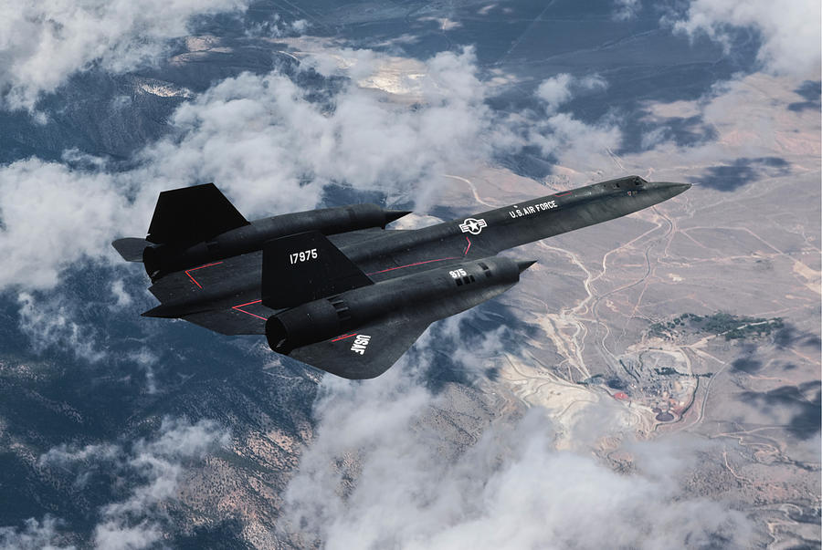 USAF Lockheed SR-71A Blackbird Strategic Reconnaissance Aircraft Mixed Media by Erik Simonsen