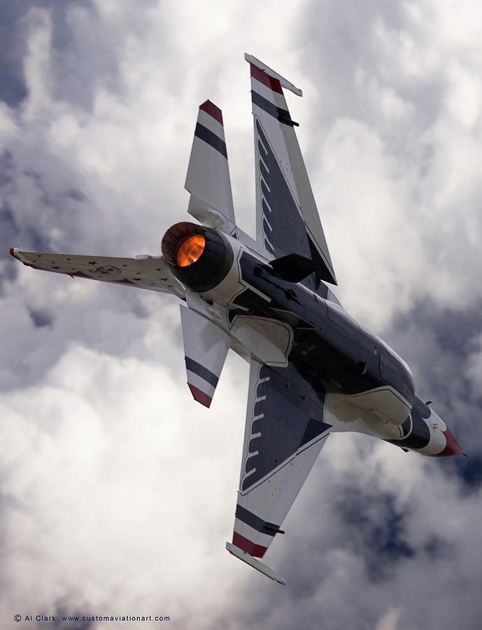 USAF Thunderbirds F-16 Falcon Solo #5 in a Knife-edge, high-G turn Photograph by Custom Aviation Art