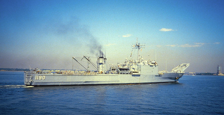 USS Boulder approaching New York City 1984 Photograph by Gordon James