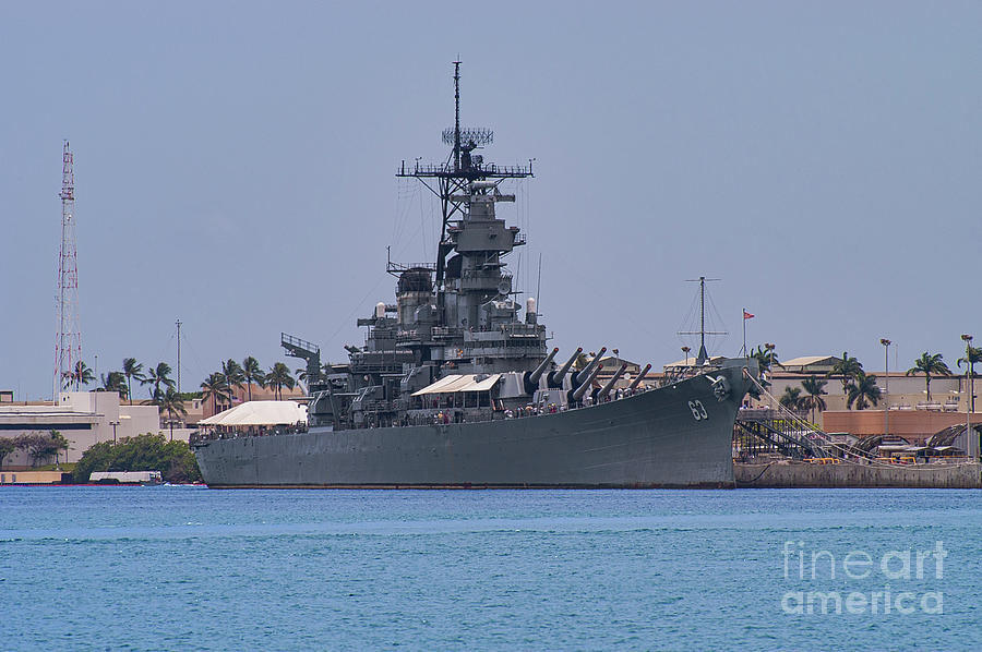 USS Missouri Photograph by Bob Phillips