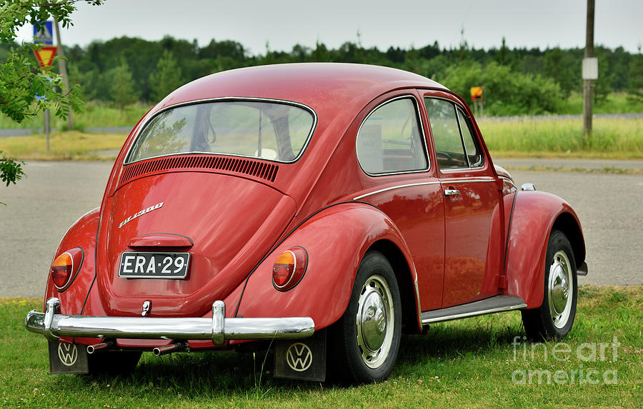 V W Beetle 2 Photograph by Esko Lindell - Fine Art America