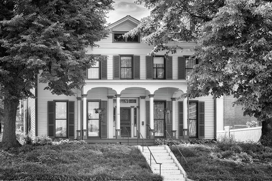 Vachel Lindsay Home - Springfield, IL Photograph by Susan Rissi Tregoning