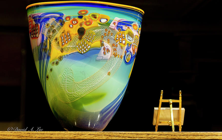 Vase and Easel Photograph by David Lee