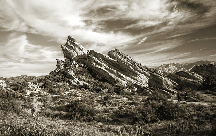 Vasquez Rocks Photograph by Jerry Cowart