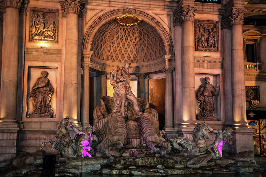 Venetian Casino Photograph - Venetian Statue by Teresa Blanton