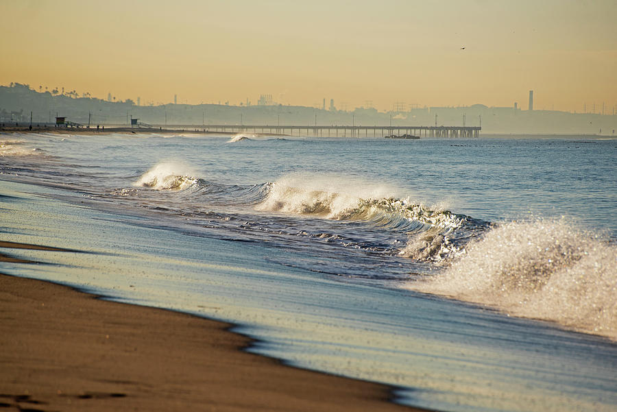 Venice Beach Fishing Pier Morning Waves Venice California Photograph by Toby McGuire