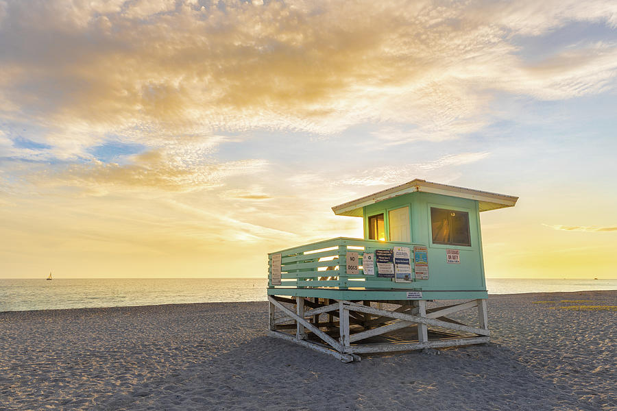 Venice Beach Lifeguard Stand Sunset Photograph by Jordan Hill