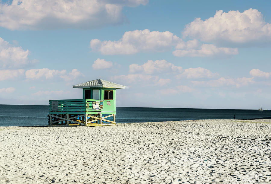 Venice Beach, Venice Florida Photograph by Gordon Ripley