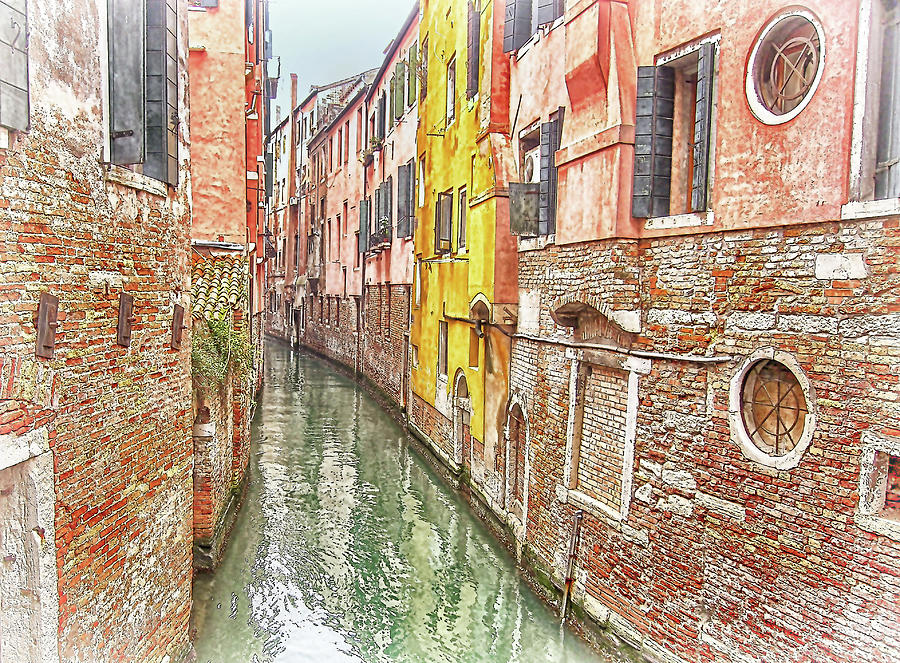 Venice - Canal And Old Buildings Painting