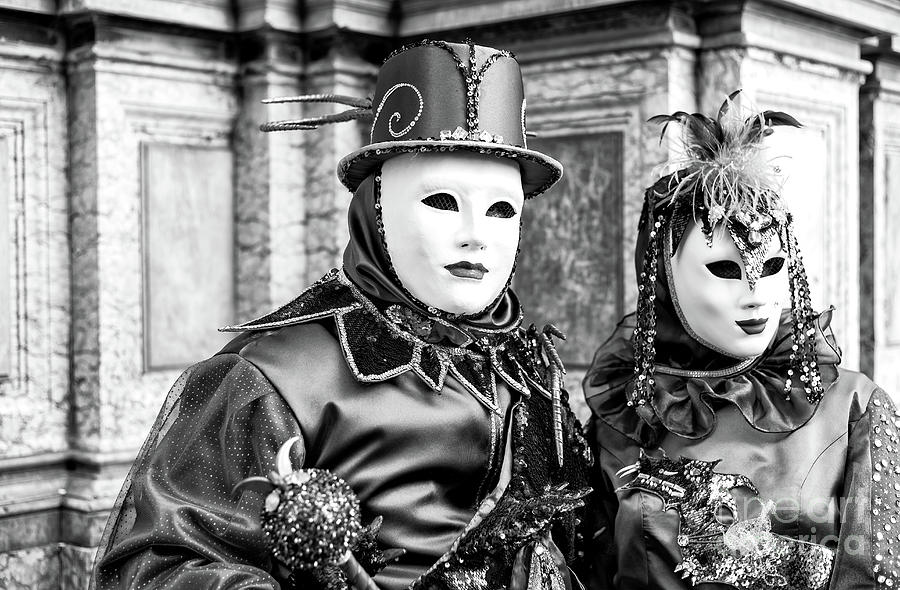 Venice Carnival Couple Photograph by John Rizzuto