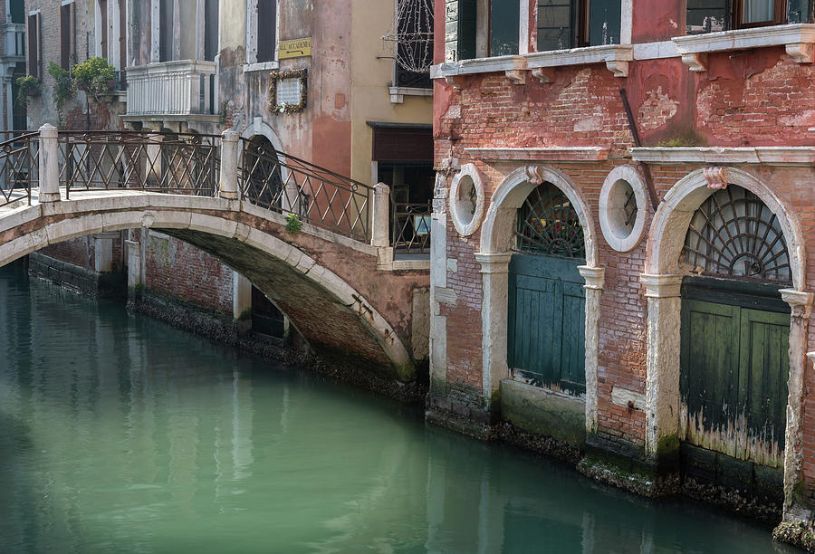 Venice, Italy Photograph by Sarah Howard