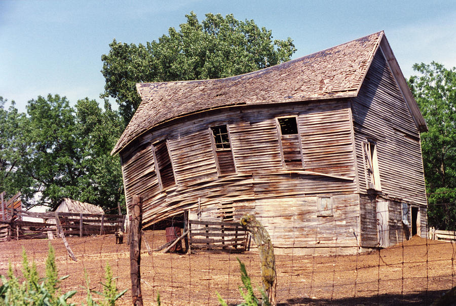 Very Old Leaning Barn Photograph by Marilyn Hunt
