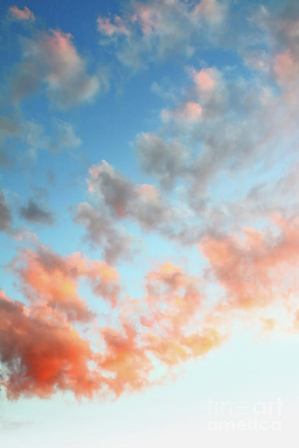 Aesthetic Cloud Wallpaper APK for Android Download