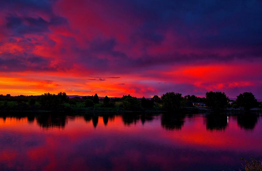  Vibrant sunset Photograph by Lynn Hopwood
