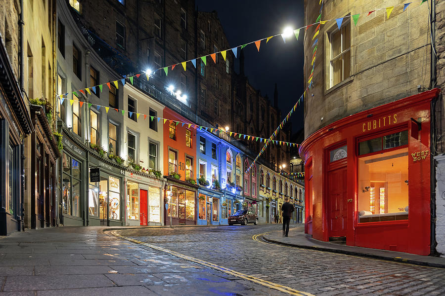 Victoria St and W Bow in Edinburgh at Night Photograph by Artur Bogacki